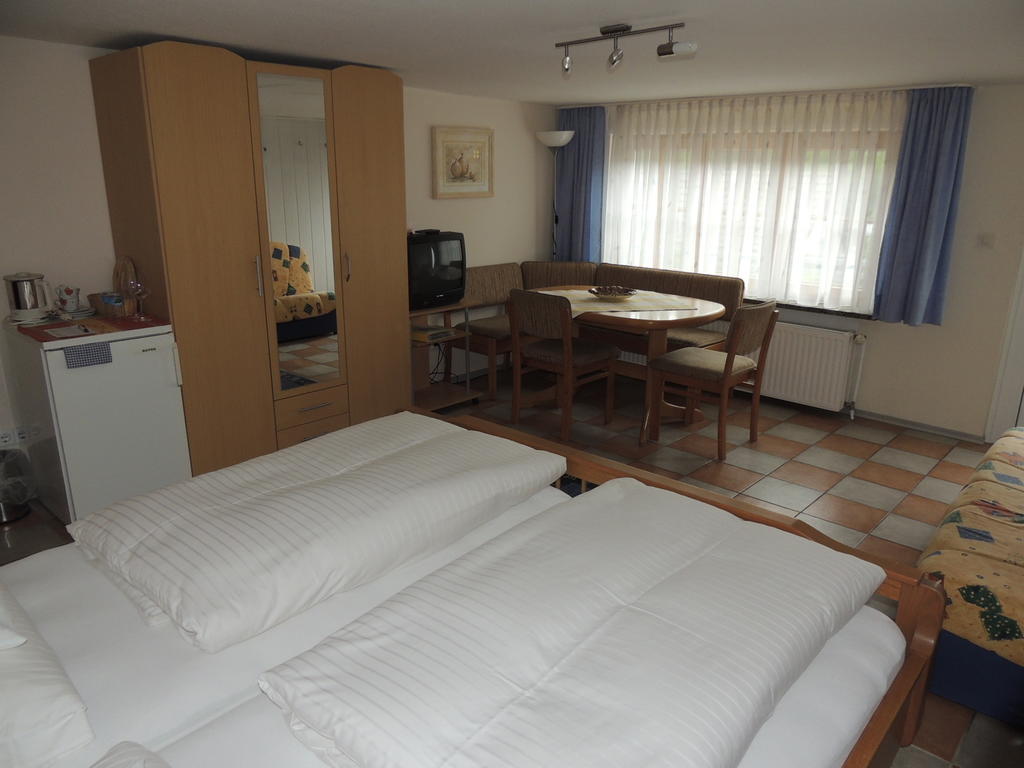 Gaestehaus Und Ferienwohnung Baechle Bad Peterstal-Griesbach Room photo